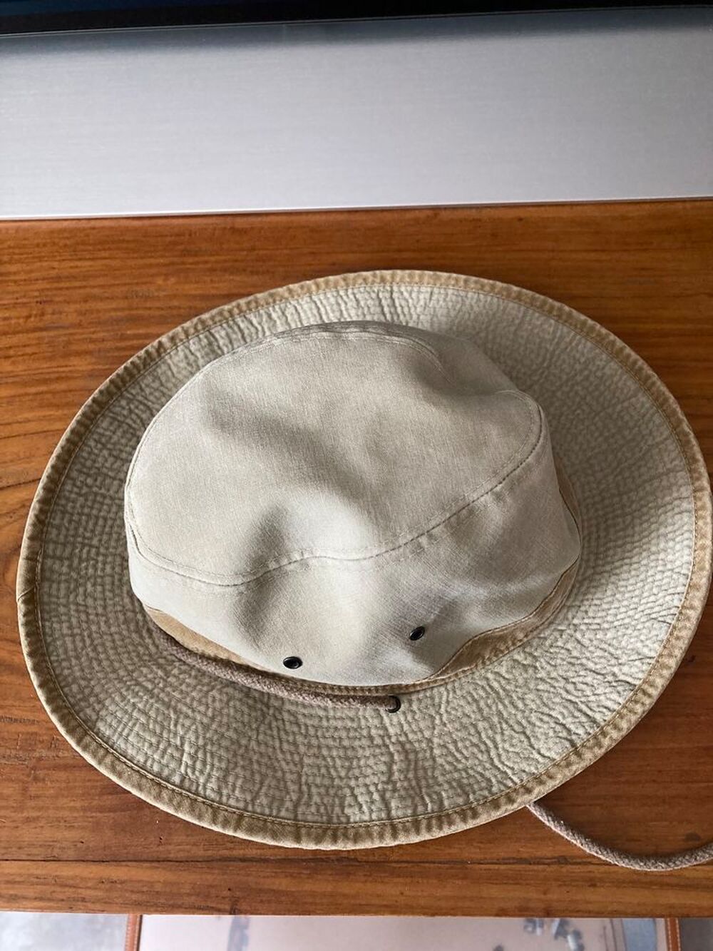 Chapeau de randonn&eacute;es Vêtements