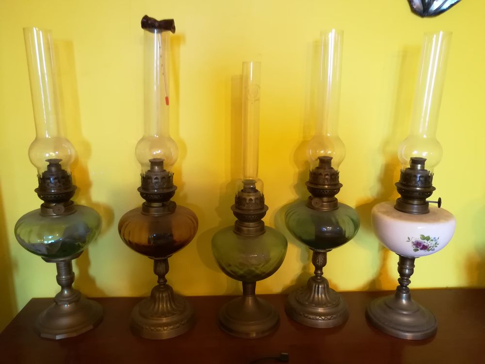lot de 5 lampes &agrave; p&eacute;trole Meubles