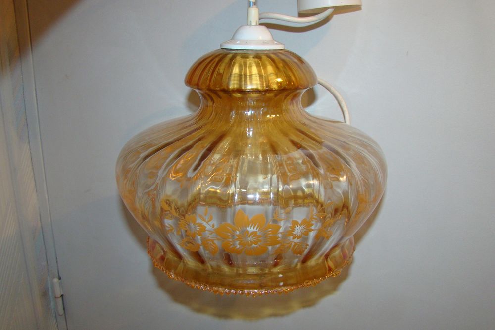 Suspension en verre opalescent - vintage ann&eacute;es 1970 Décoration