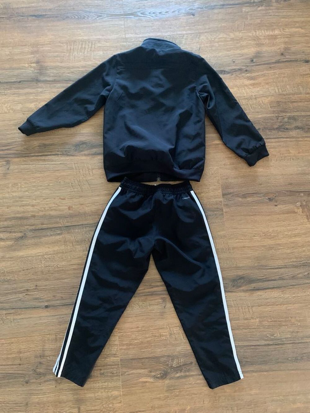 Surv&ecirc;tement enfant Usap " Adidas " Vêtements enfants