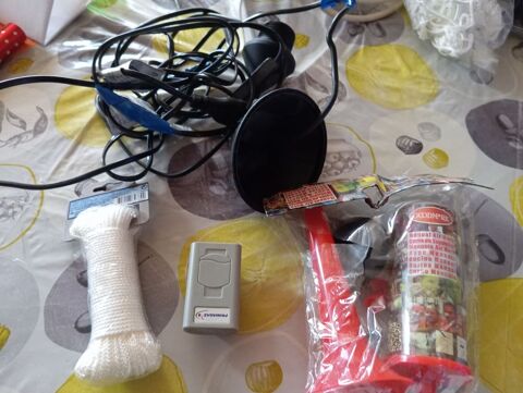 Pi&egrave;ces et &eacute;quipements Caravaning Pi&egrave;ces et &eacute;quipements Caravaning  occasion Montfermeil 93370