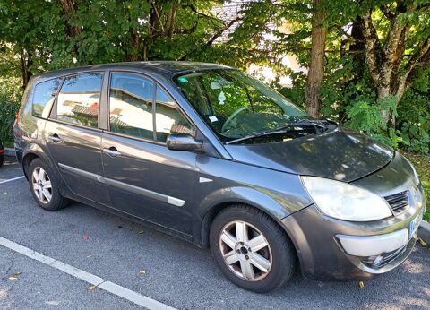 Renault grand scenic ii Grand Scenic 1.9 dCi 130 Carminat 5 pl
