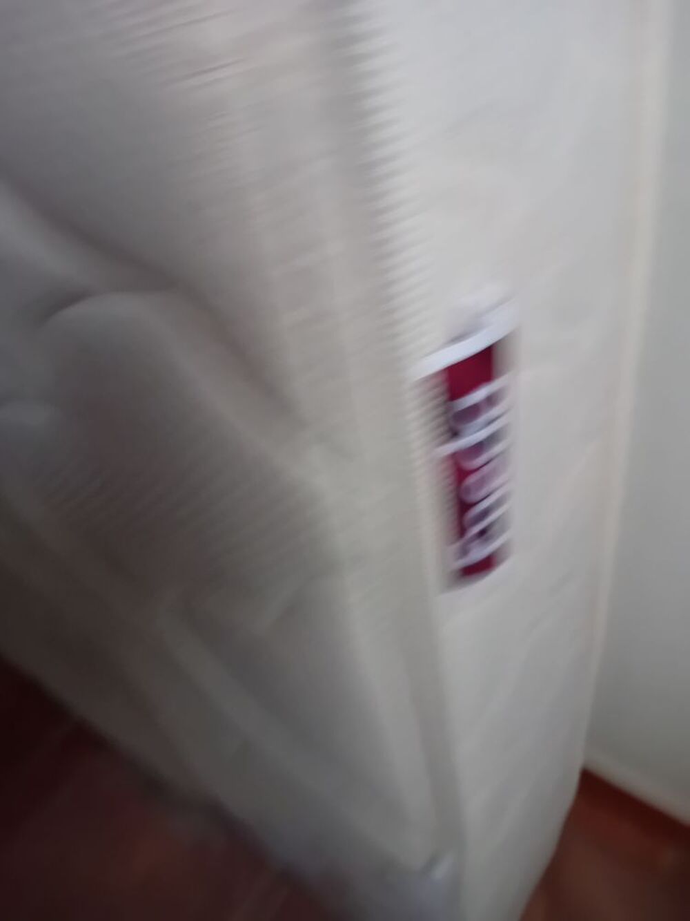 2 LITS DEUX PLACES EN PIN &agrave; 250€ Meubles