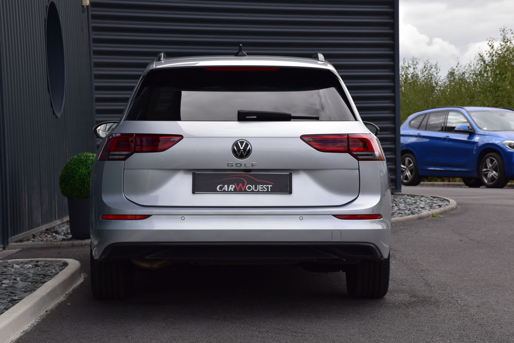 Golf VOLKSWAGEN GOLF VIII SW 2.0 TDI SCR 115 LIFE BUSINESS DSG7 2023 occasion 56300 Pontivy