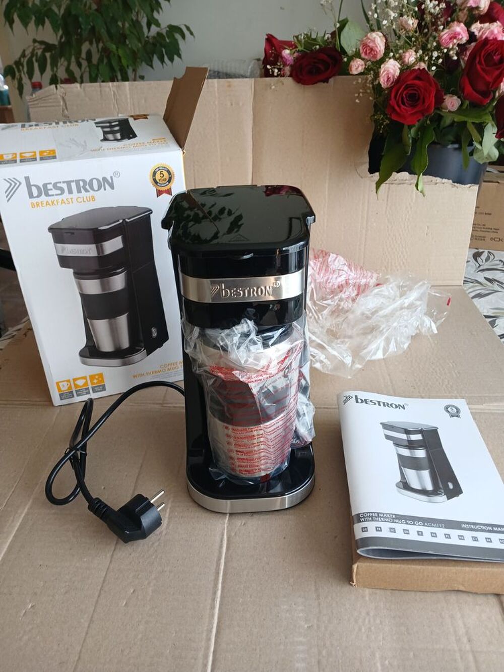 Caferiere avec mug thermique Electroménager
