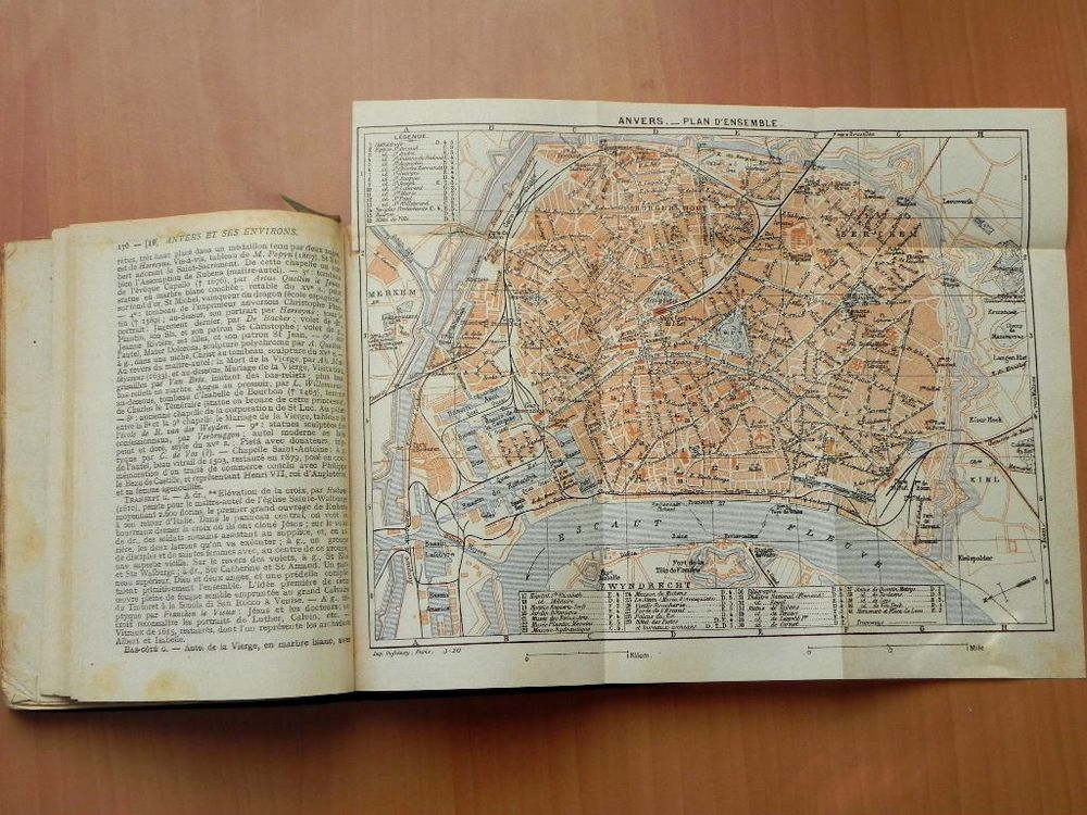 Lot de 2 Guides Bleus, Paris et ses environs Belgique Luxemb Livres et BD