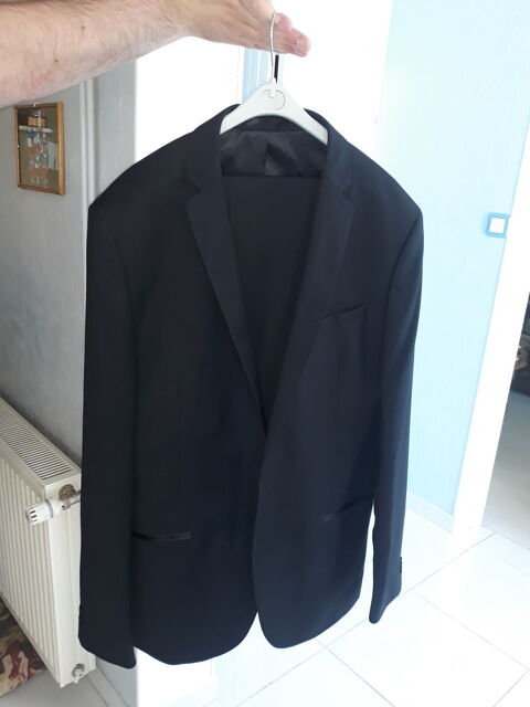 costume homme de couleur noir 75 Beauquesne (80)