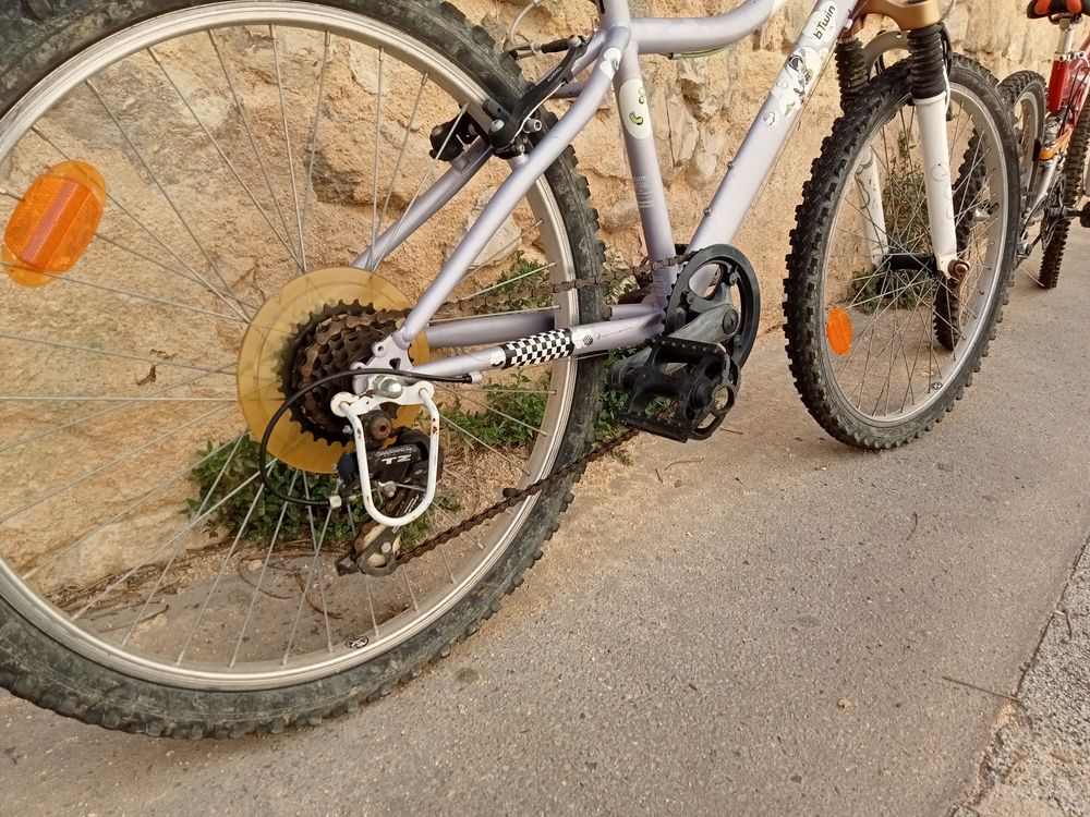 VTT B TWIN PR LE BENIN Vélos