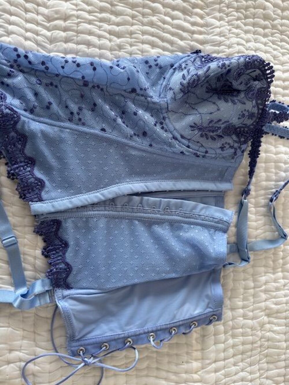 Gu&ecirc;pi&egrave;re Vêtements