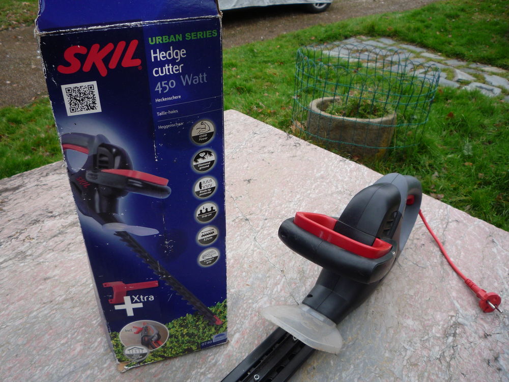 Taille haie SKIL lame 55cm Bricolage