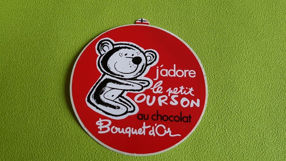 AUTOCOLLANT LE PETIT OURSON 