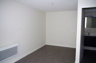  Appartement à louer 2 pièces 37 m²