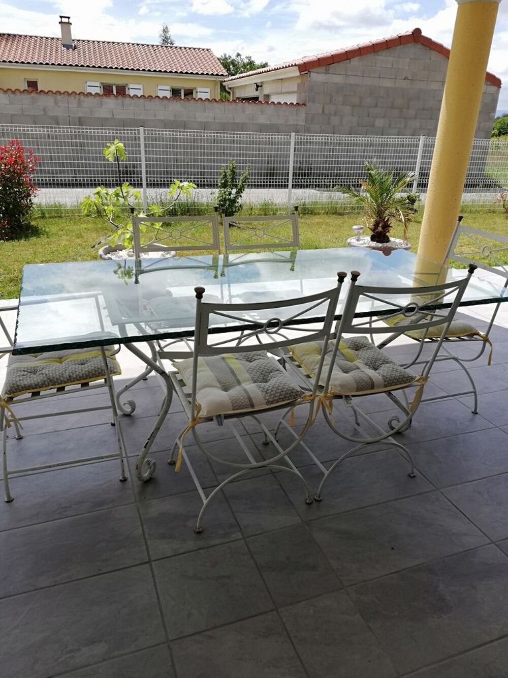 Ensemble Salle &agrave; manger en fer forg&eacute; Meubles