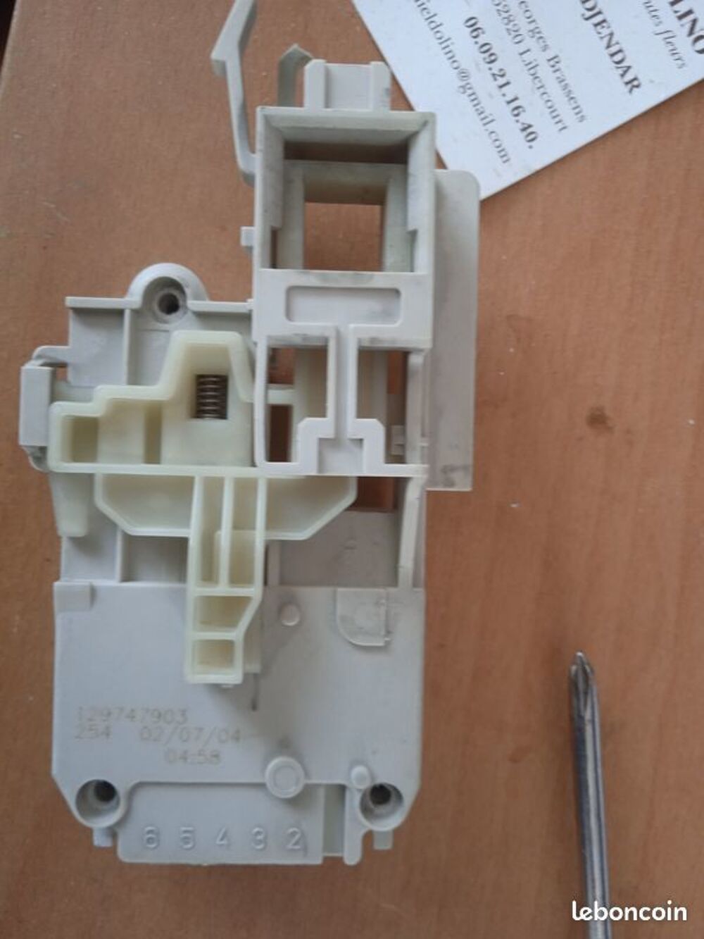 Securite de porte faure machine a laver Electroménager