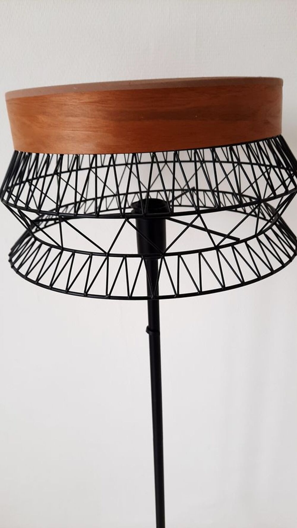 Lampadaire sur pied Meubles