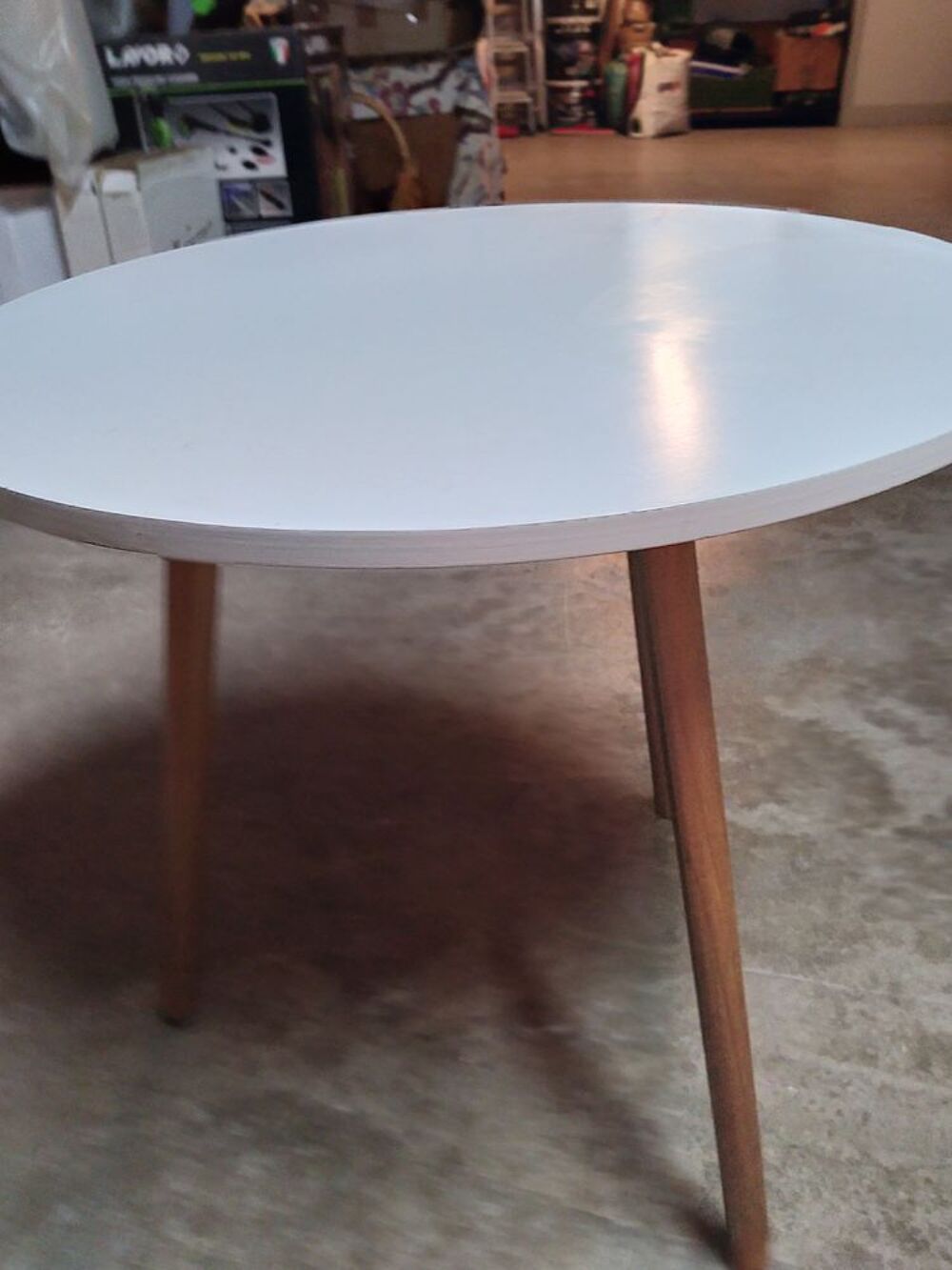 Petite table blanche Meubles