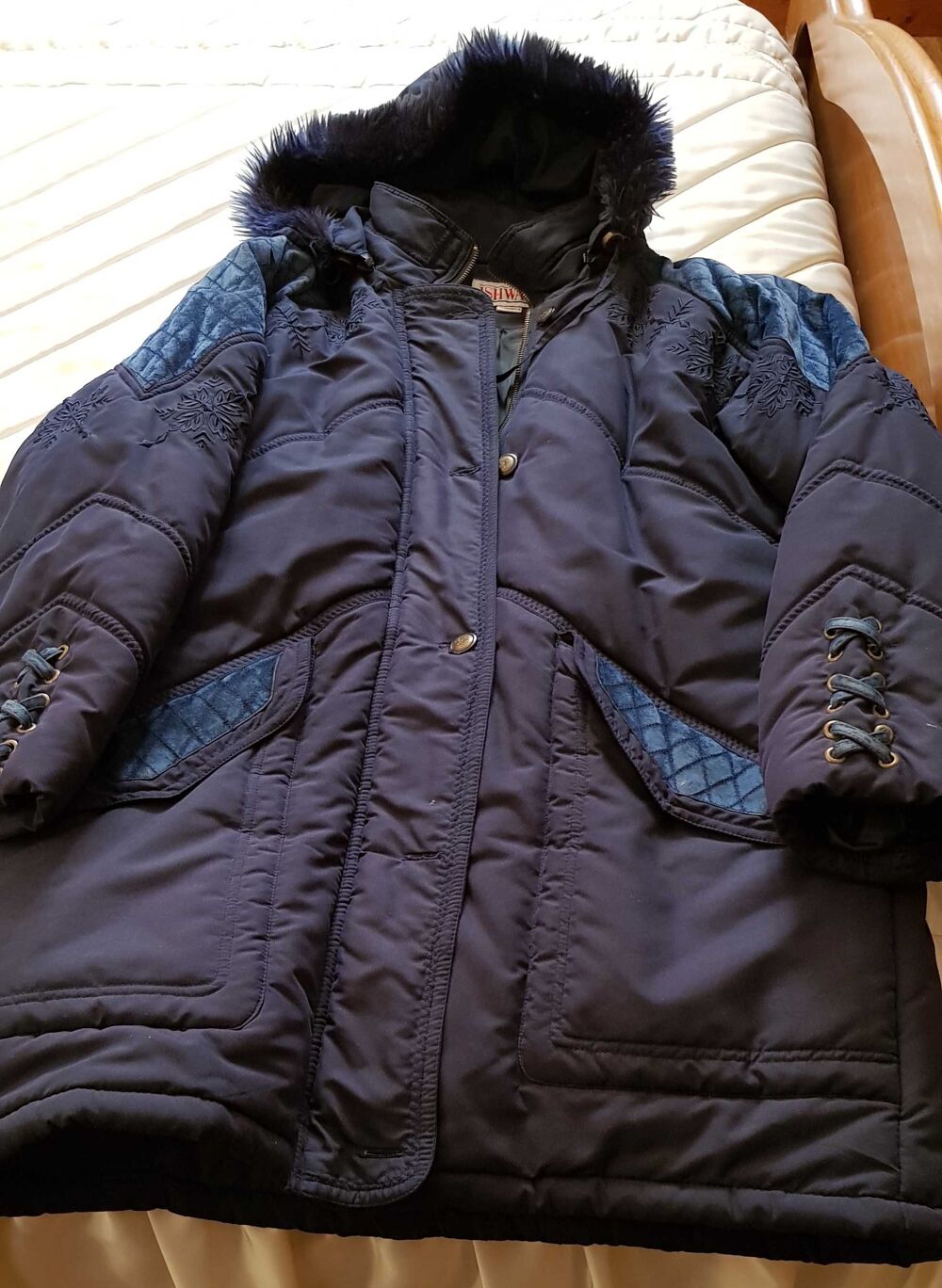 Manteau Doudoune bleu marine Ishwar Vtements