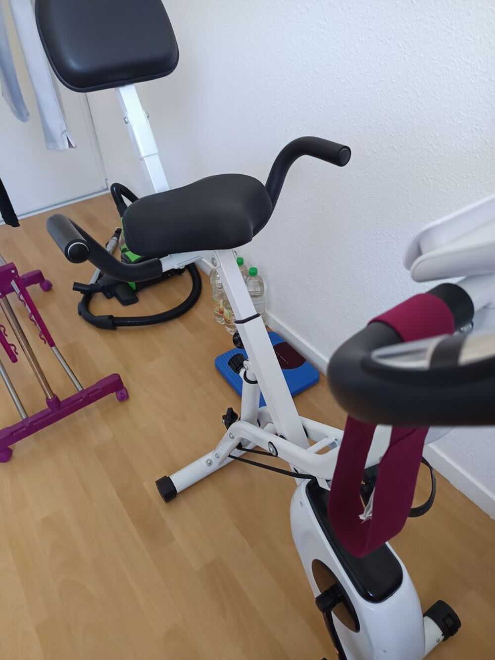 AV V&eacute;lo d'appartement Meubles