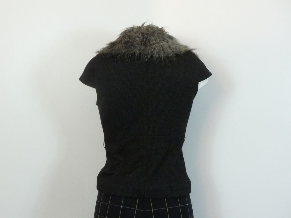 Veste/ Gilet Court Gris Col Fausse Fourrure Amovible- Promod Vêtements