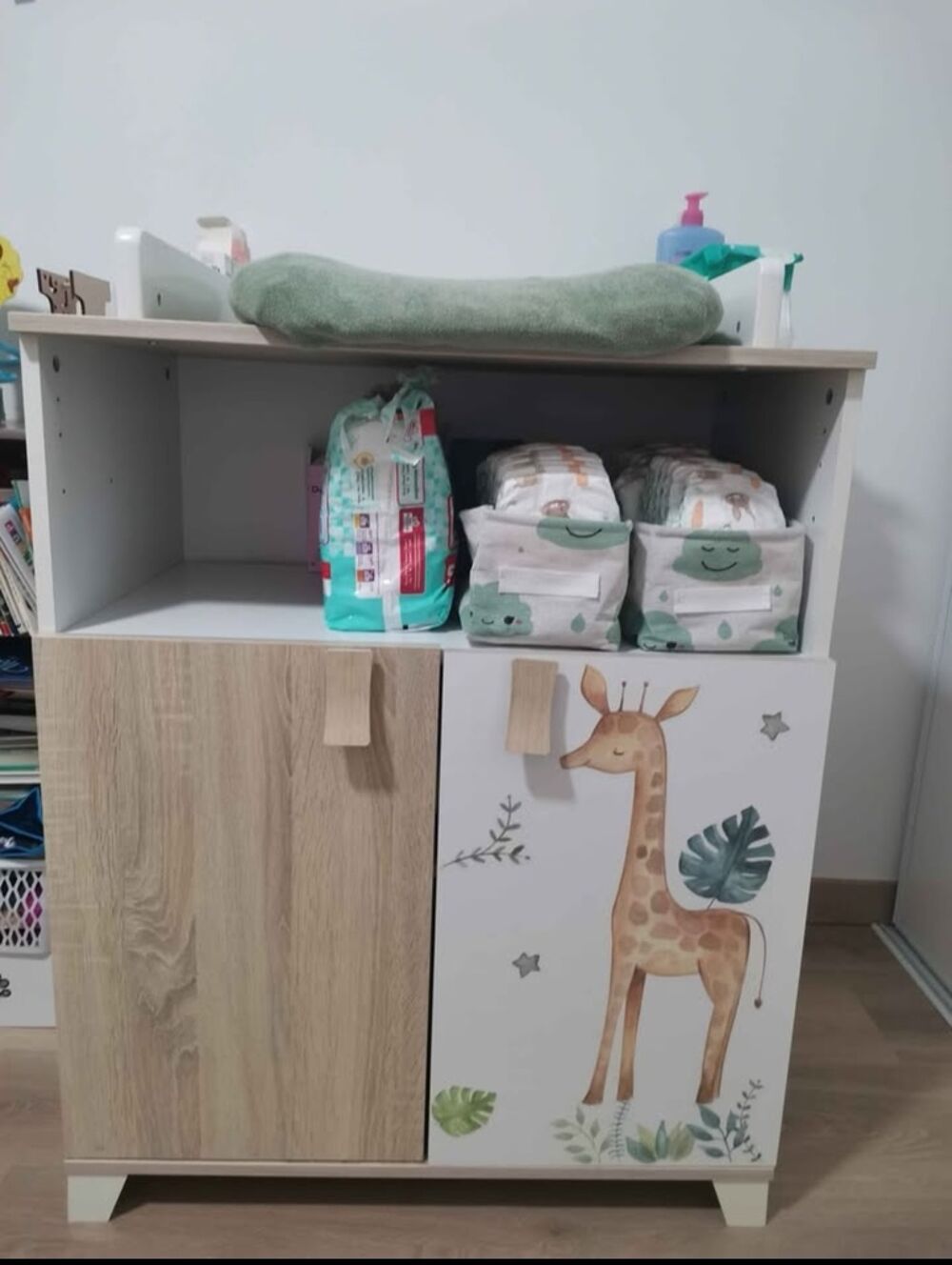 Table &agrave; langer Mobilier enfants