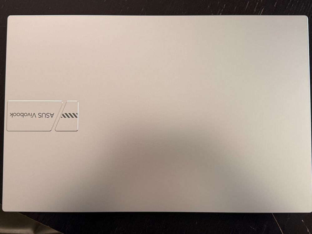PC Portable ASUS Vivobook 15 S1504ZA-NJ191W ? Ultra-l&eacute;ger Matériel informatique