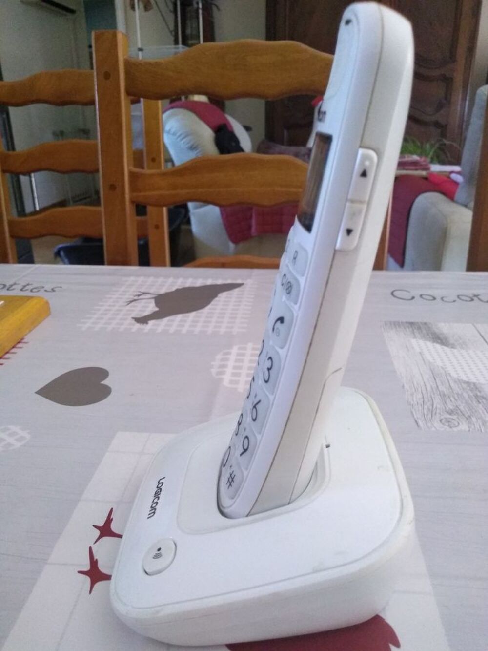 T&eacute;l&eacute;phone fixe sans fil compatible aides auditives Téléphones et tablettes