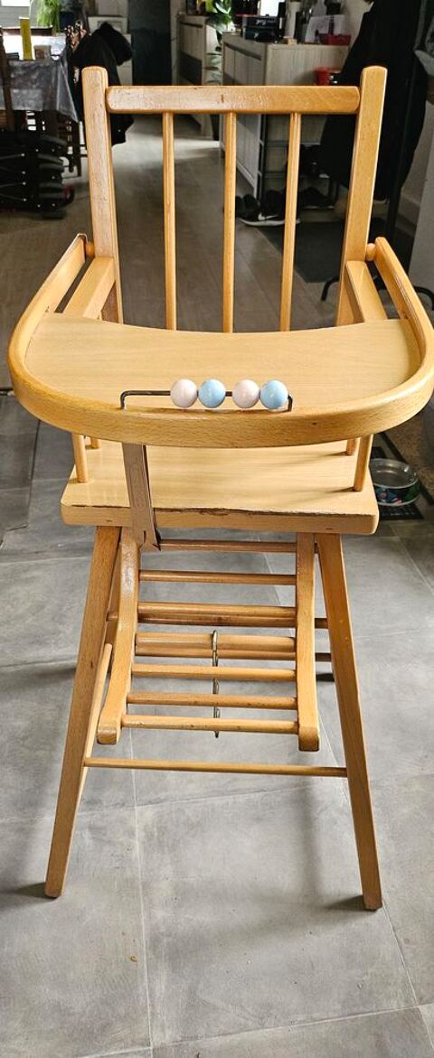 Chaise haute Penne-d'Agenais (47)