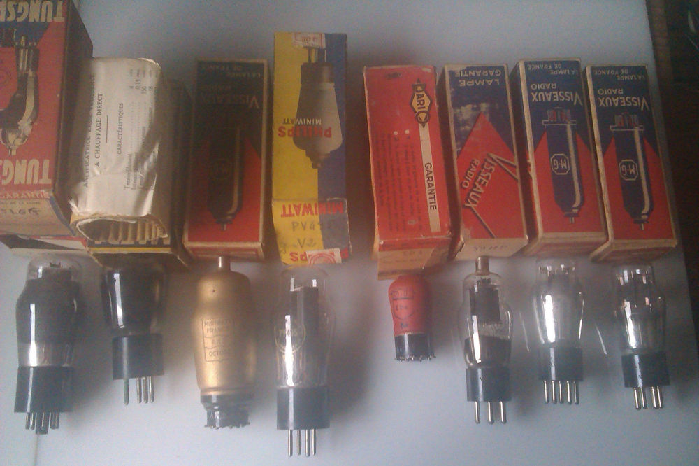 tubes radio lot N&deg; 4A Audio et hifi