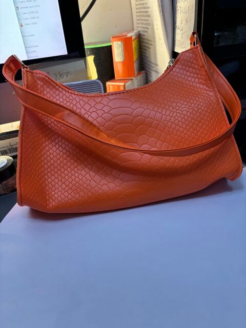 Sac minimaliste  5 Lyon 3 (69)