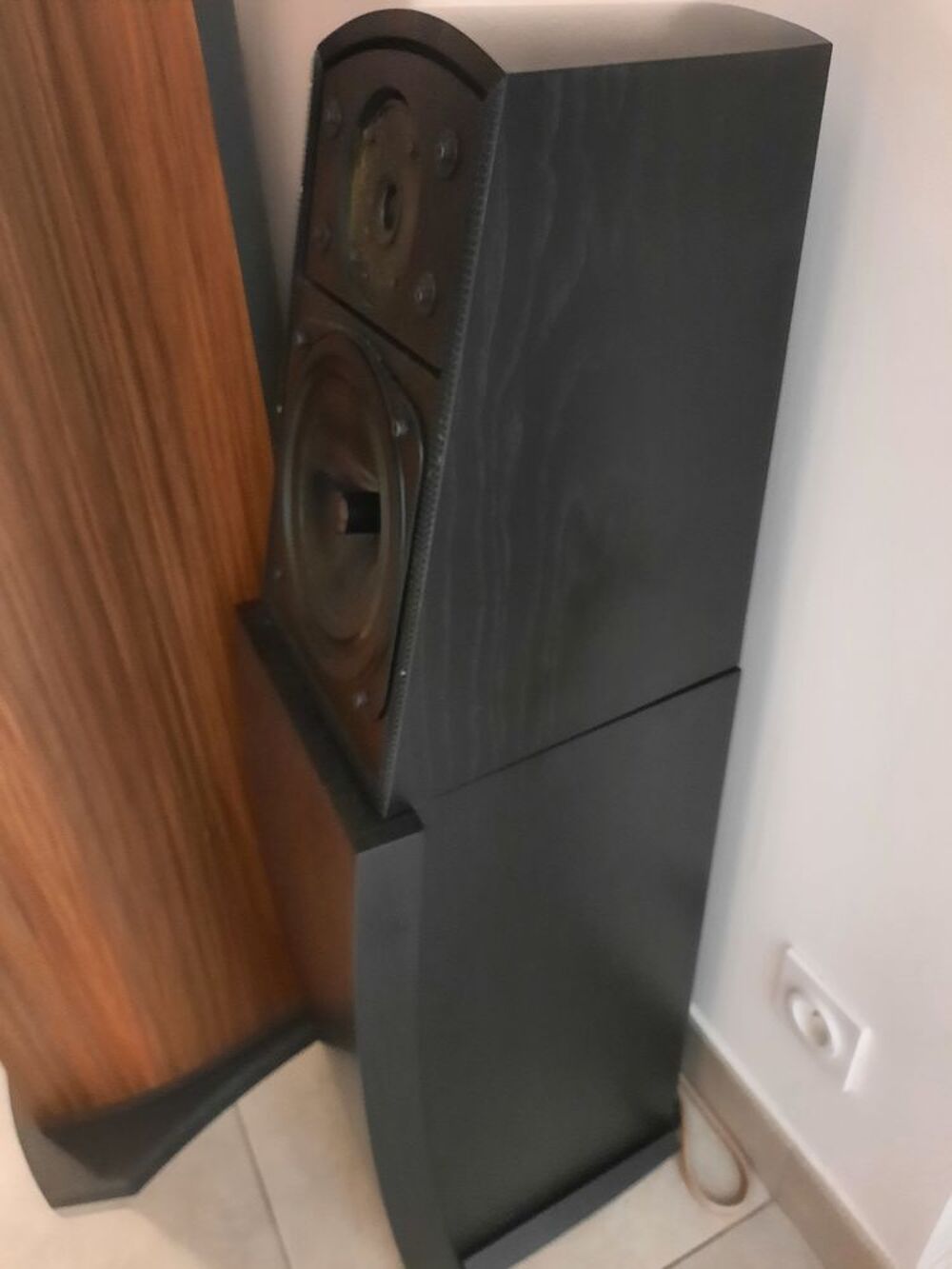 Naim sl2
Enceinte mythique de naim 
Parfait &eacute;tat Audio et hifi