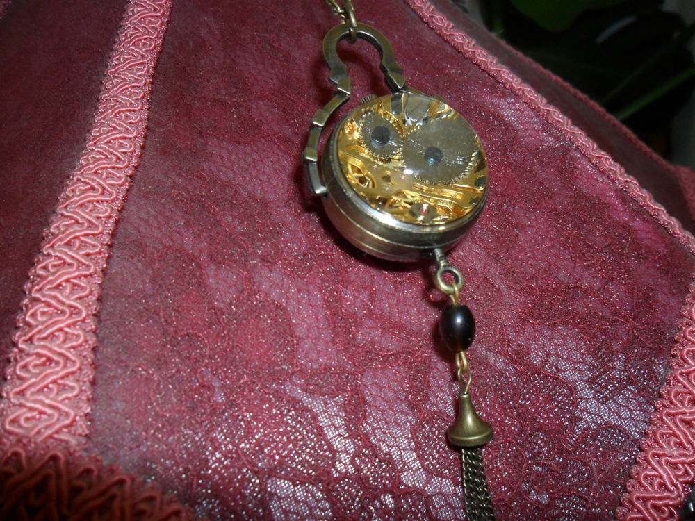 montre &agrave; gousset m&eacute;canique &agrave; loupes Bijoux et montres