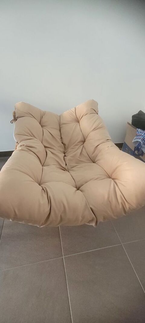 Fauteuil à bascule neuf (remise en main propre) Villeurbanne (69)