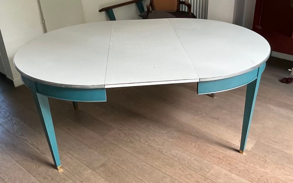 TABLE A MANGER Meubles
