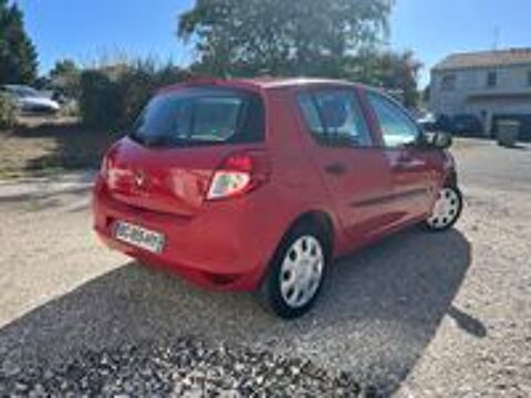 Clio III dCi 70 115g eco2 Business 2010 occasion 33530 Bassens