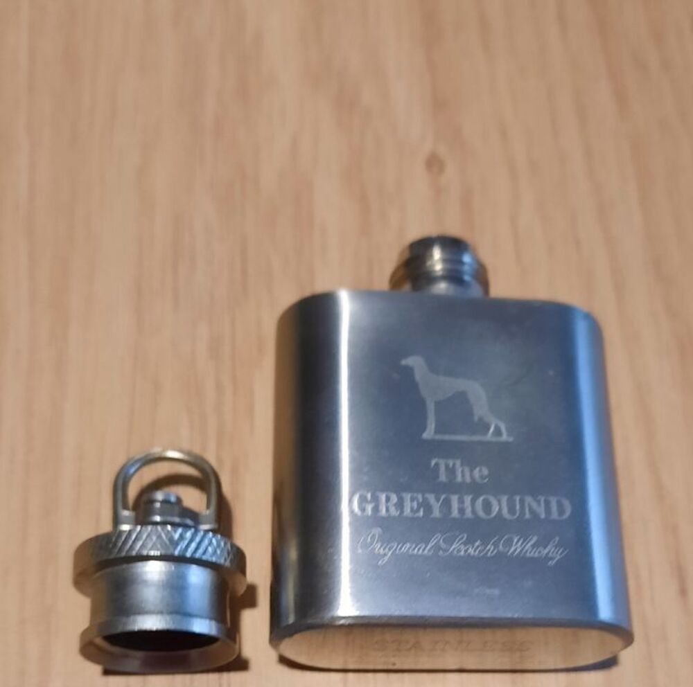 mini flasque Greyhound whisky Dcoration