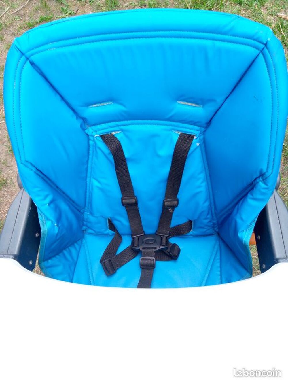 chaise Chicco inclinable, pliable Puériculture