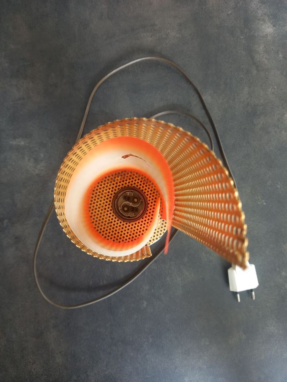 Lampe de table vintage T&eacute;l&eacute;-Ambiance ? ann&eacute;es 60/70 Décoration