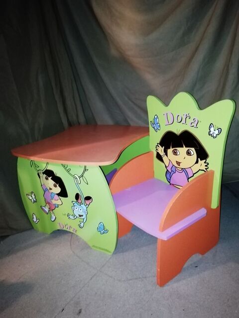 Table et chaise DORA pour enfant 35 Sassetot-le-Mauconduit (76)