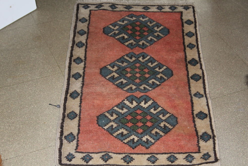 Vend tapis oriental excellent &eacute;tat certifi&eacute; Décoration