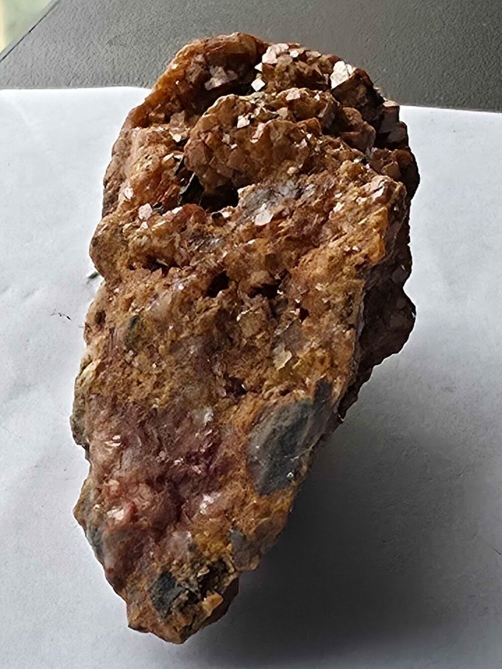 Min&eacute;ral Rare : C&eacute;rusite Scintillante du Katanga(RDC)-84g 