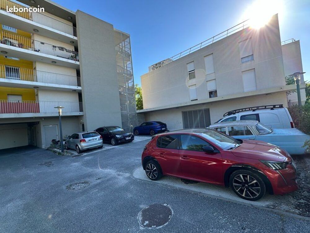 Location Parking/Garage Parking privé ? Résidence sécurisée ? Gai Versant La seyne-sur-mer