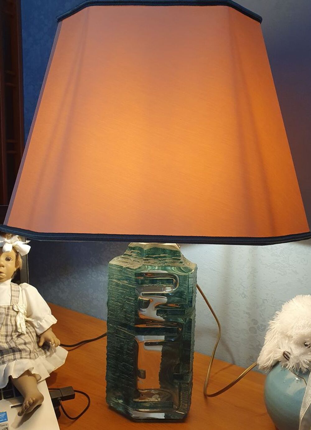  Lampe en cristal par Daum France vers 1970.
Dcoration