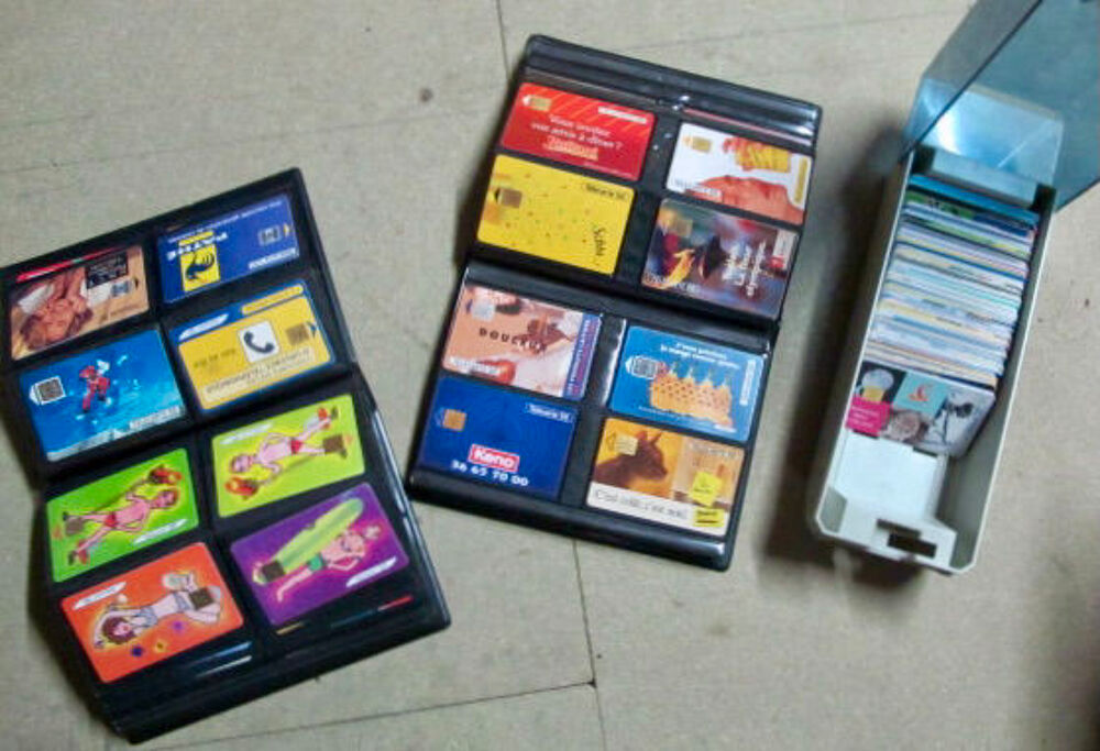Lot de 276 telecartes 