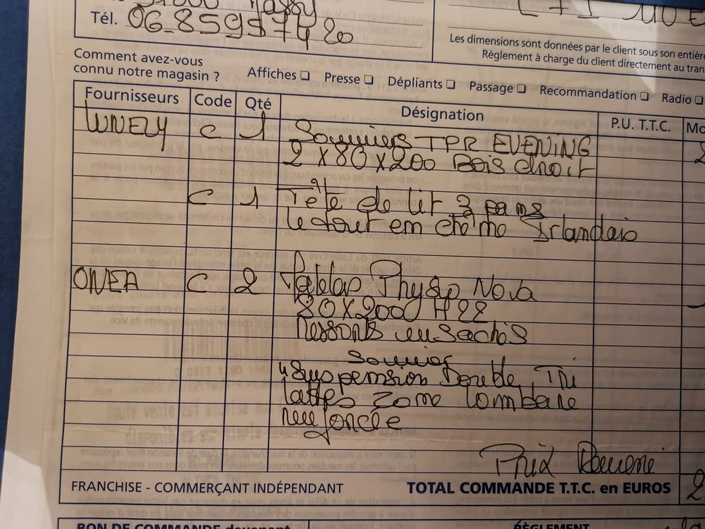 Lit &eacute;lectrique t&ecirc;te et pieds r&eacute;glables Meubles
