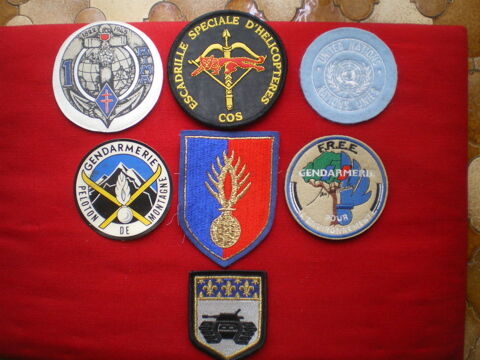Insignes en tissu de Gendarmerie et divers. 30 Caen (14)