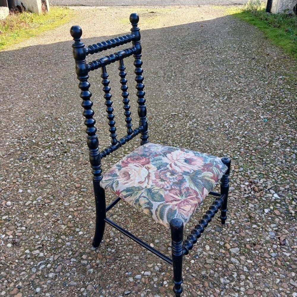 chaise basse ancienne Meubles