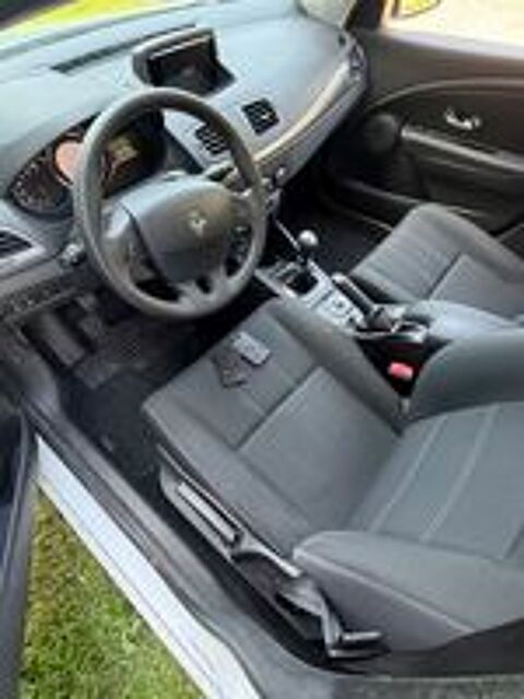 M&eacute;gane III Estate M&eacute;gane Estate III TCE 115 Energy Bose Edition 2015 occasion 35000 Rennes