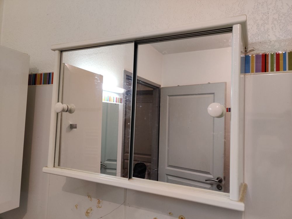 Meuble miroir de salle de bain Meubles
