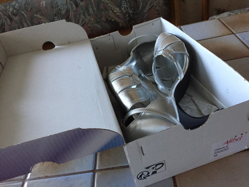 Chaussures argent&eacute;es Chaussures