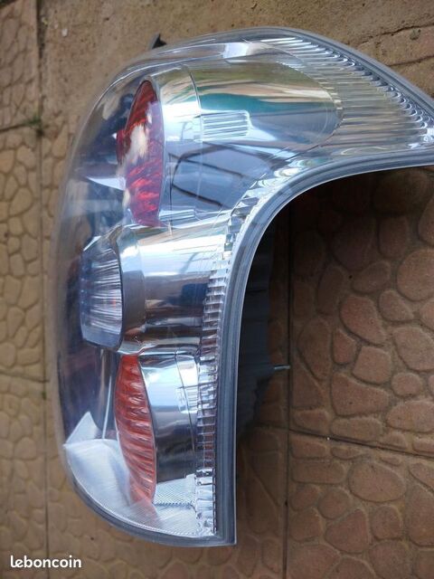 Pi&egrave;ces et &eacute;quipements Voiture Pi&egrave;ces et &eacute;quipements Voiture  occasion Baie-Mahault 97122